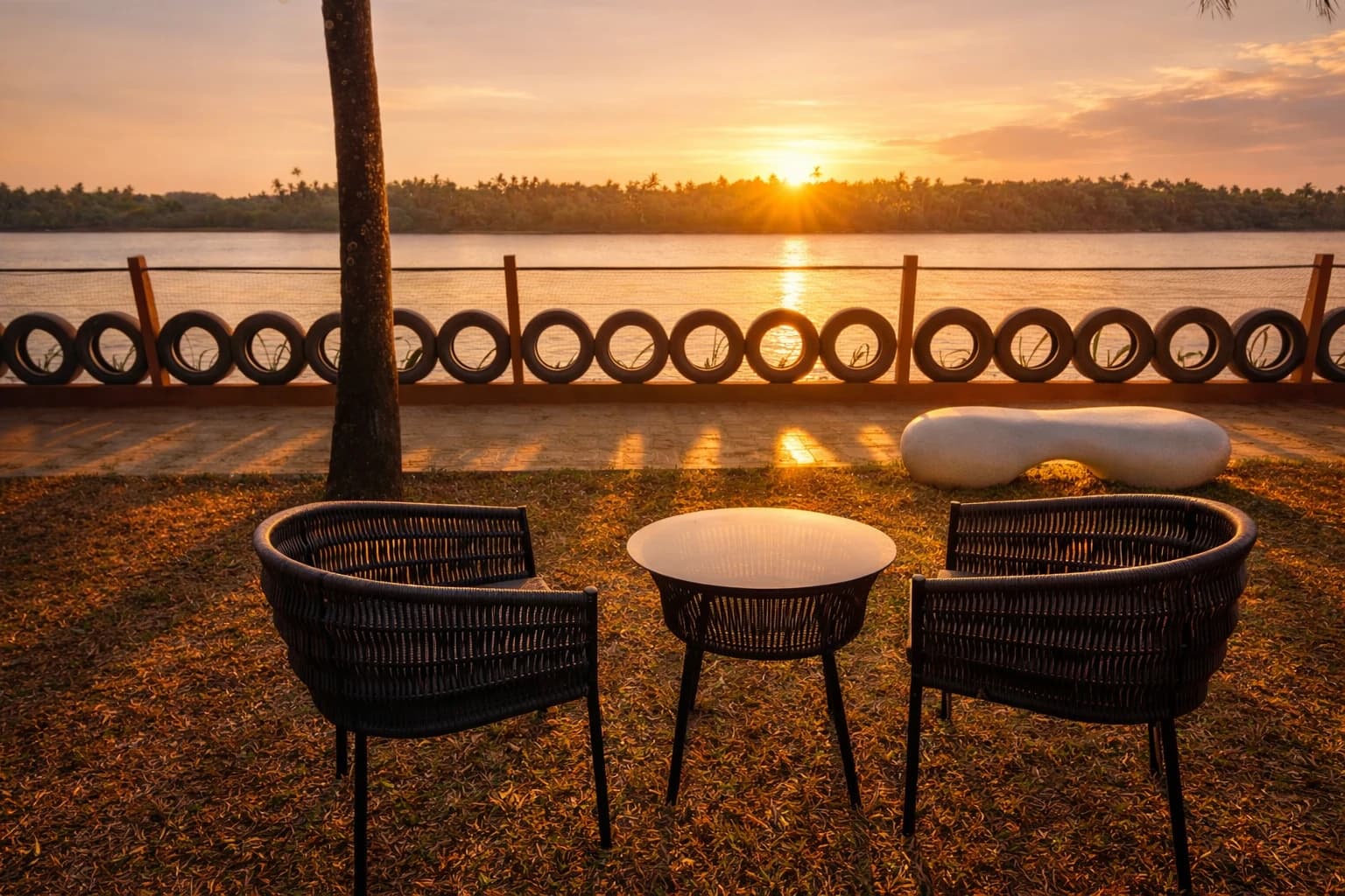 Spacious sitting and gathering area